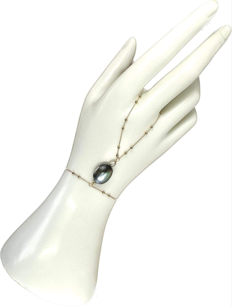 Bijou de main en plaqué or, Mabé et keishi