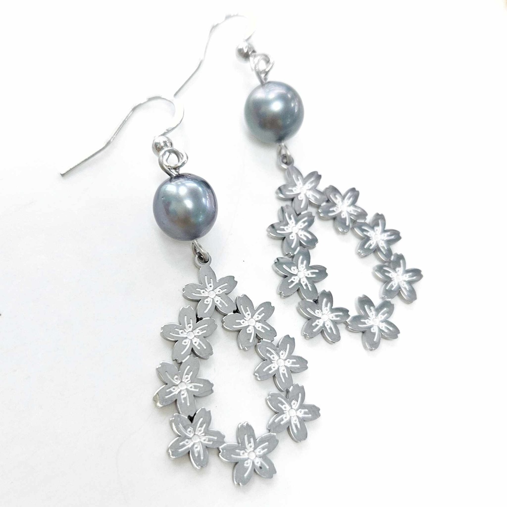 BOUCLES D OREILLES GOUTTE FLEURS SAKURA - Acier