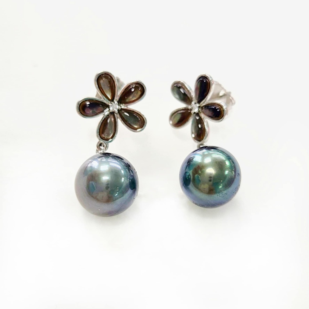 BOUCLES D OREILLES FLEUR PETALES NACRES ET PERLE DE TAHITI - ARGENT