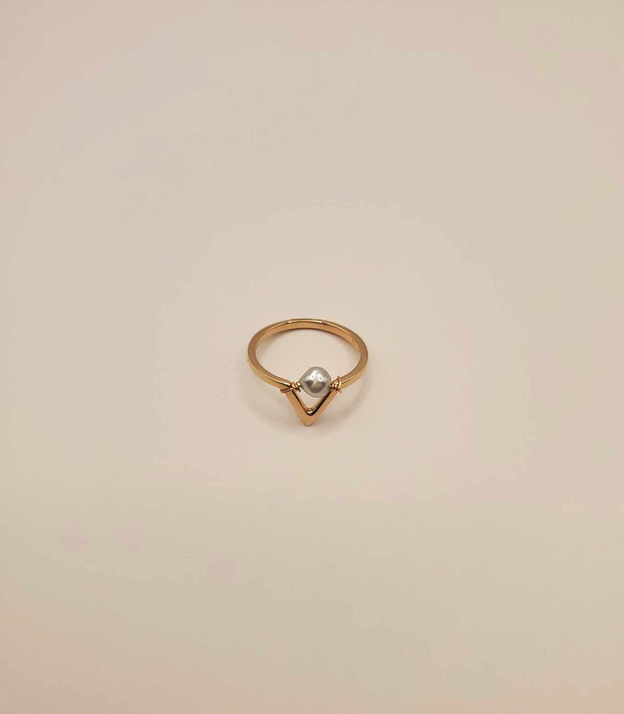 Bague V avec 1 KEISHI - plaqué or