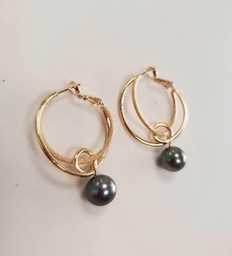 [CRBRP] Créoles sablées plaqué or et 1 perle de Tahiti