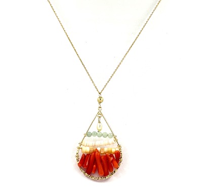 Collier plaqué or, pendentif goutte, corail, coquillage, pierres en keishis