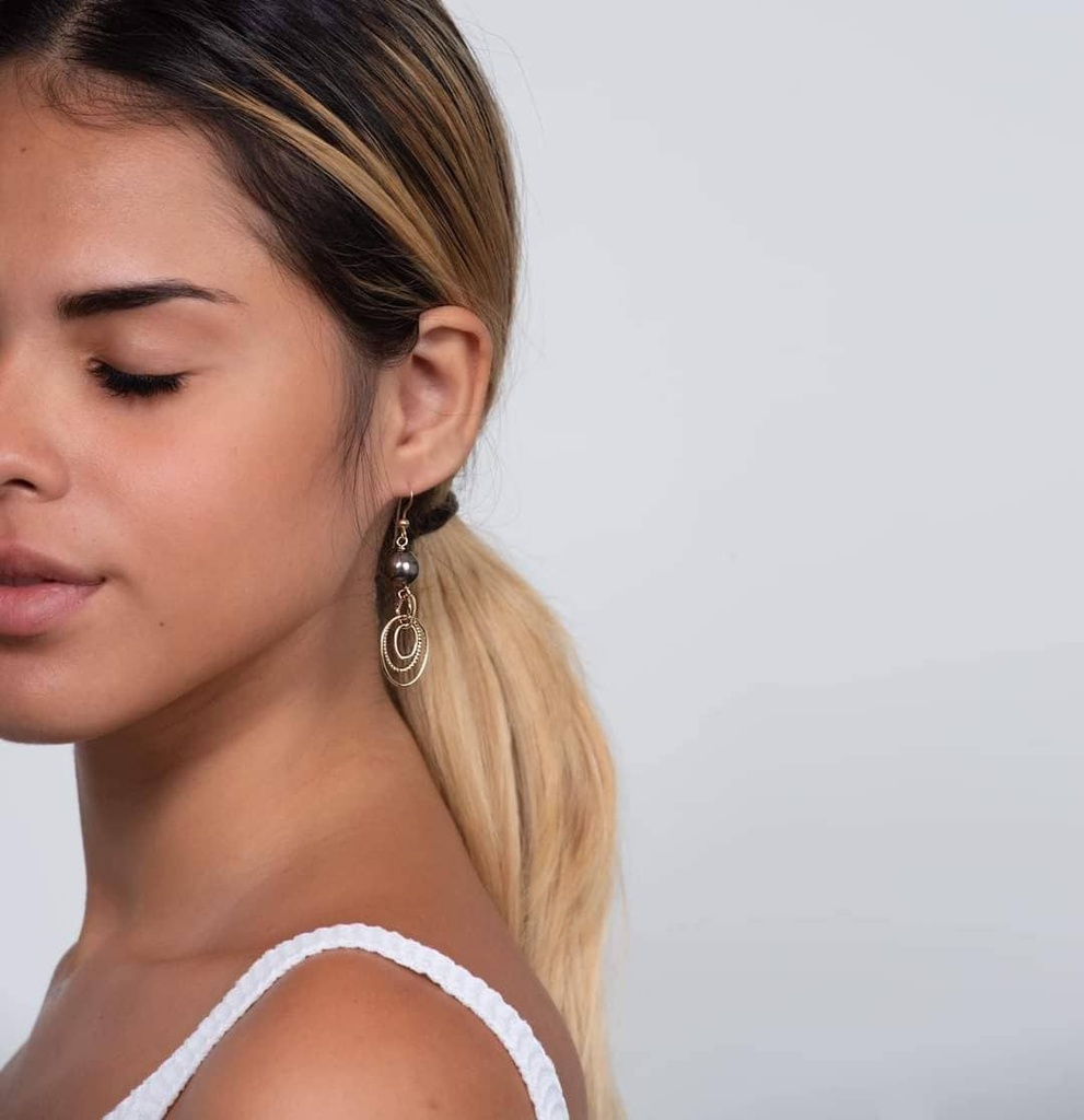 Boucles d'oreille plaqué or Ellipse perle de Tahiti