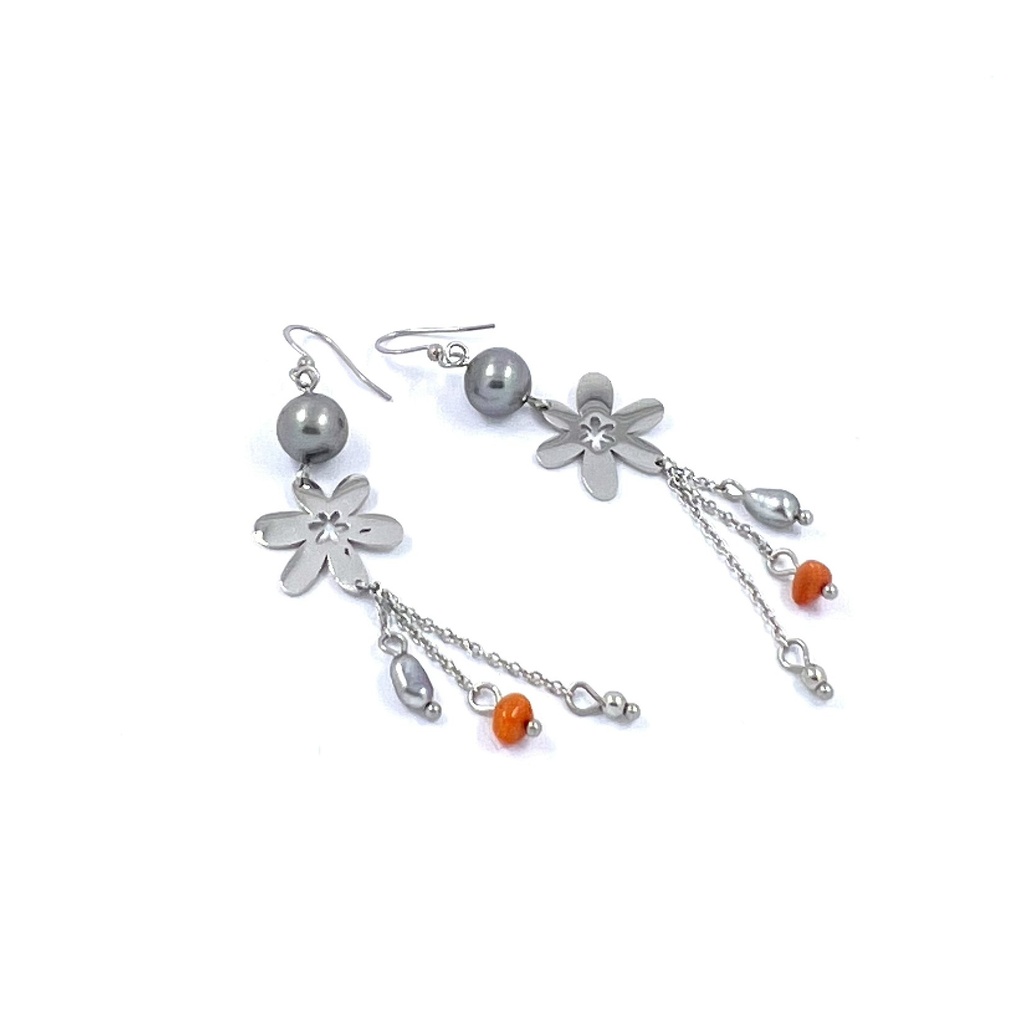 Boucles d'oreilles Tiare pompon perles de tahiti et pierres naturelles