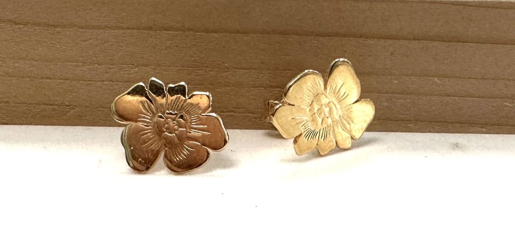 Boucles d’oreilles studs plaqué or Hibiscus