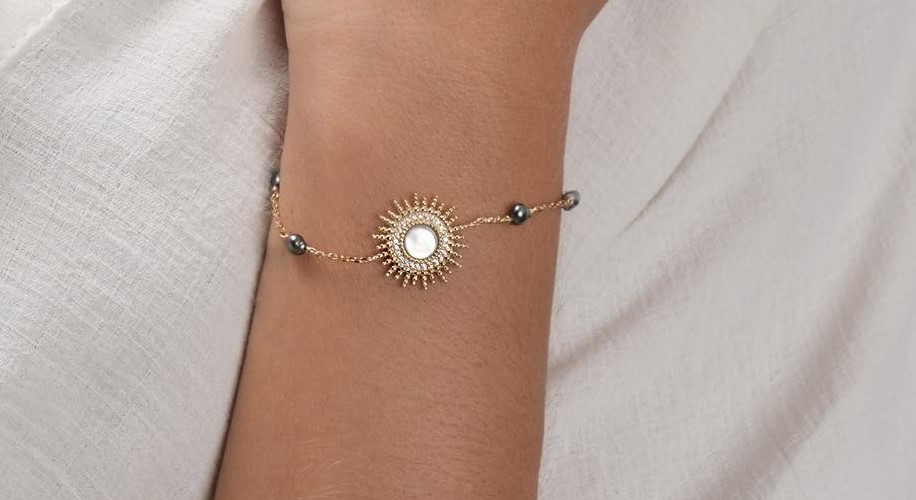 BRACELET SOLEIL nacre plaqué or +4 keishis
