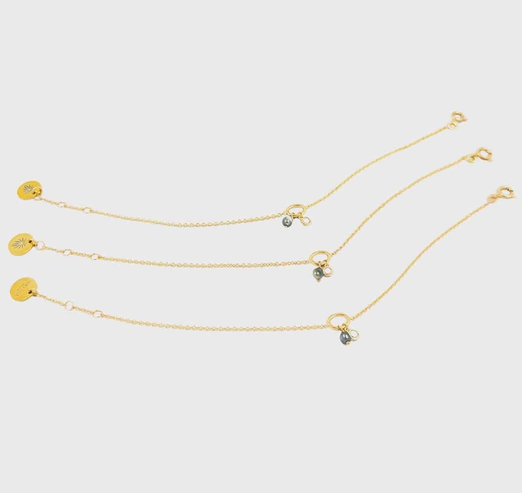 Bracelet O avec breloques keishi et zircon - plaqué or