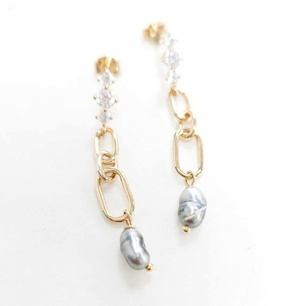 BOUCLES D'OREILLES ZIRCONS RECTANGLES KEISHI - plaqué or