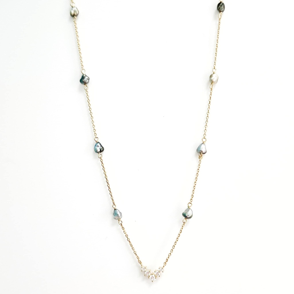 Collier plaqué or V 5 zircons + 8 keishis