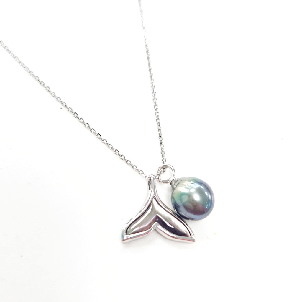 COLLIER QUEUE DE BALEINE EN NACRE ET PERLE DE TAHITI - ARGENT