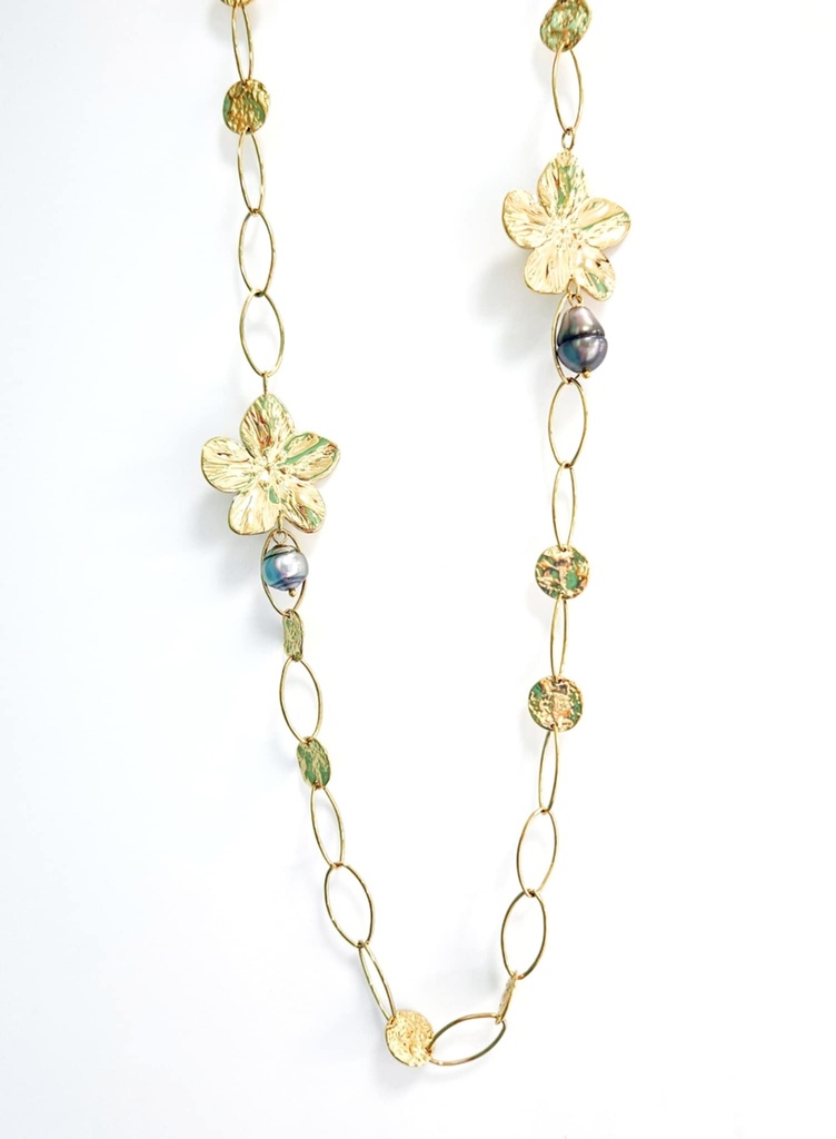 SAUTOIR GRANDES FLEURS ET 2 PERLES DE TAHITI - ACIER DORE