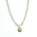 Collier en acier doré pierres agate verte, nacre, ape et keishi