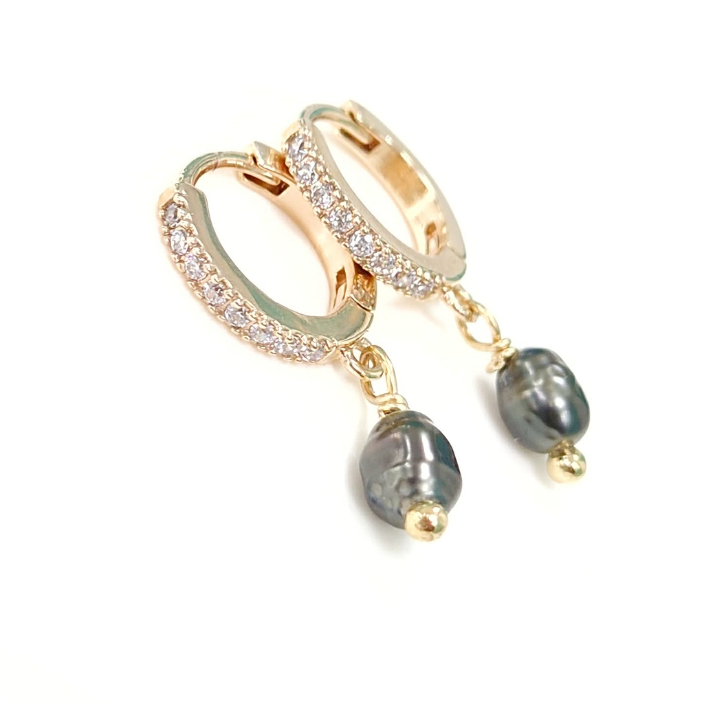 MINI CREOLES ZIRCONS ET KEISHI - PLAQUE OR