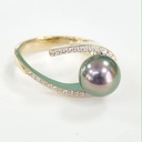 BAGUE PLAQUE OR HAMECON ZIRCONS ET PERLE