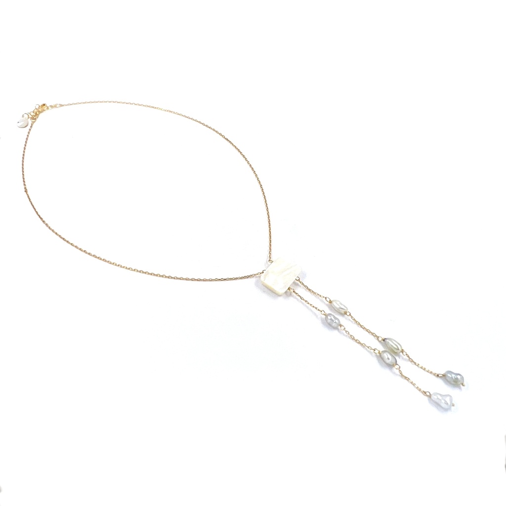 Collier plaqué or Nacre et 6 keishis