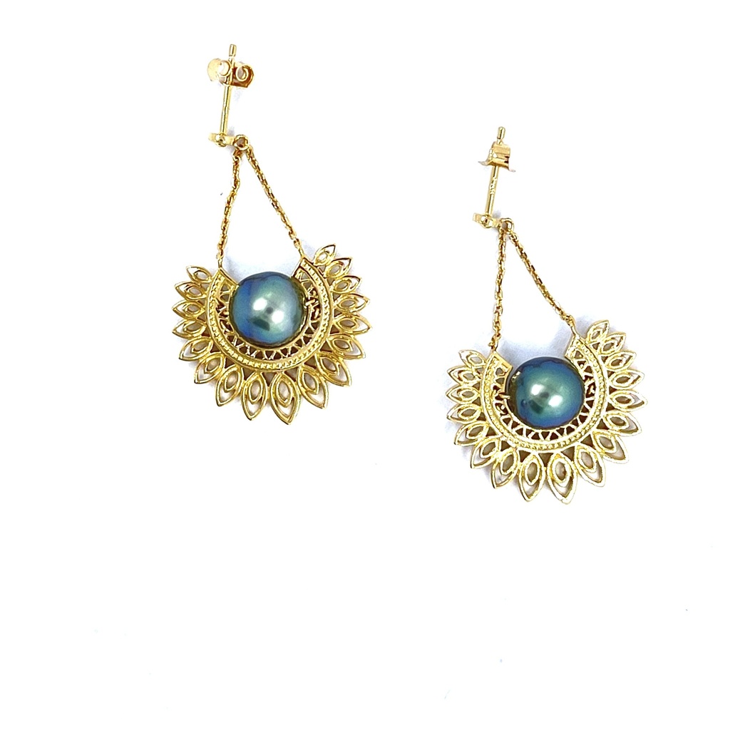 Boucles d'oreilles couronne plaqué or et perle de Tahiti