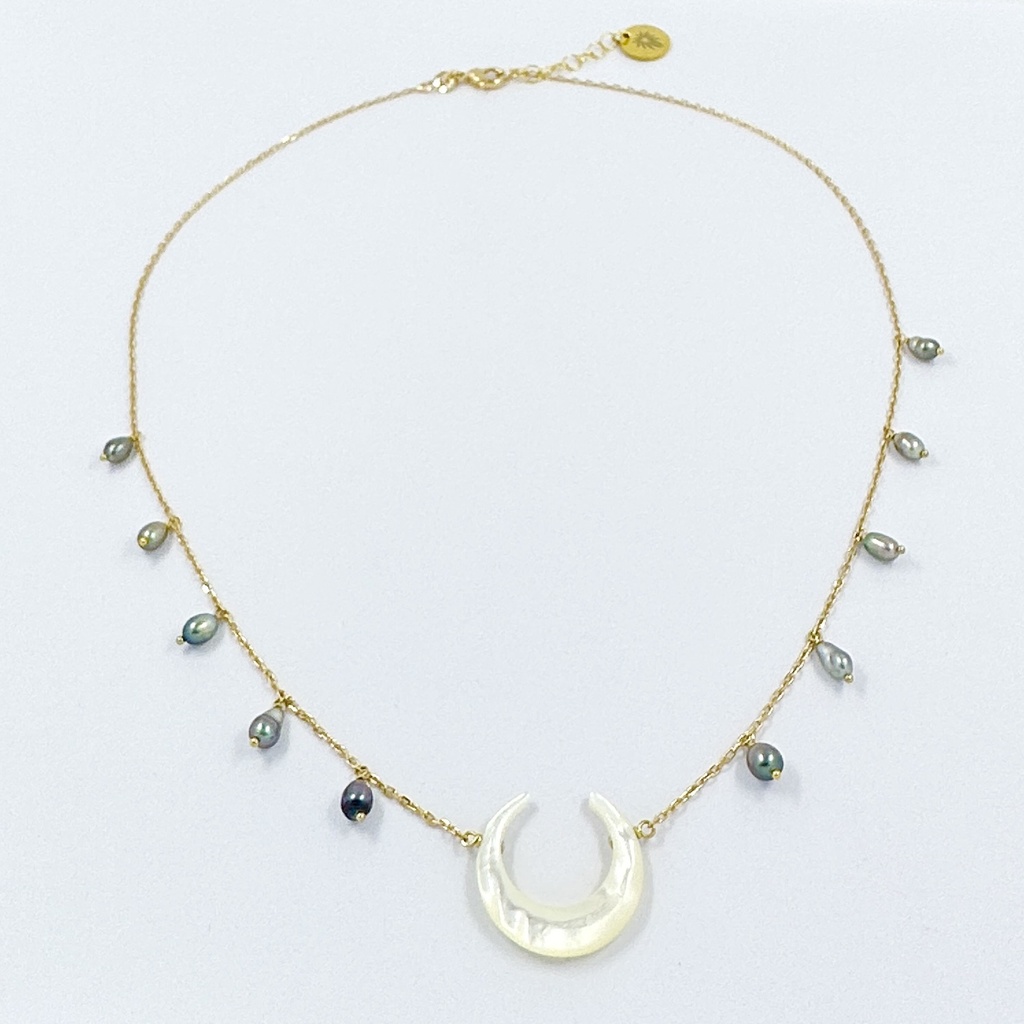 COLLIER plaqué or lune en nacre et keishis