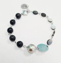 [ACBR9N] Bracelet Oursin Onyx et Perle